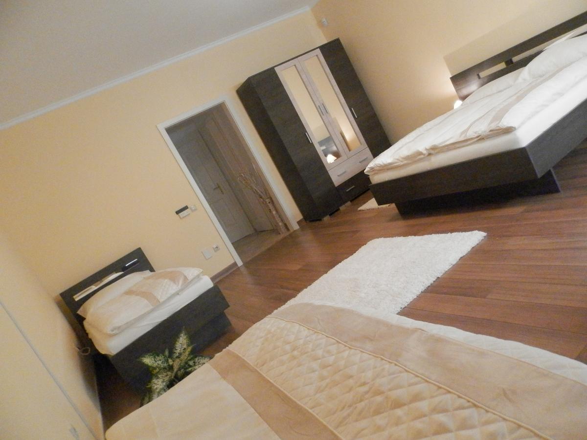 Nagyret Panzio Eger Bed & Breakfast エクステリア 写真